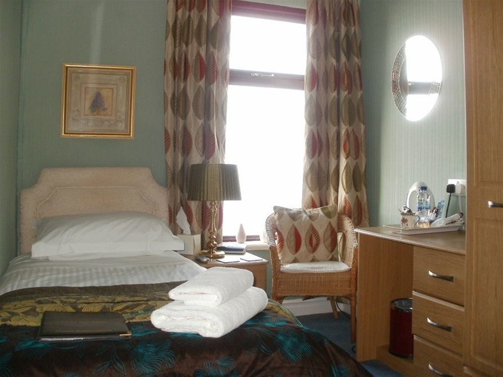 Yacht Bay View Hotel Morecambe Ngoại thất bức ảnh